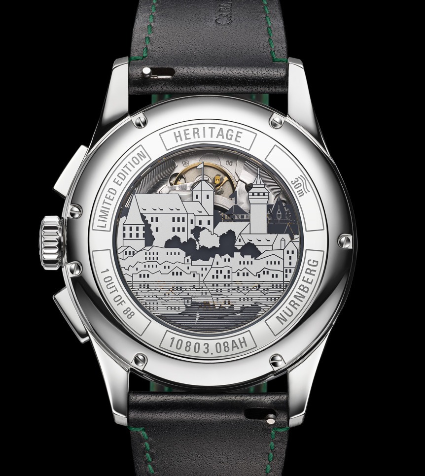 ICONIC LANDMARKS ENGRAVED ON THE CASE BACK
